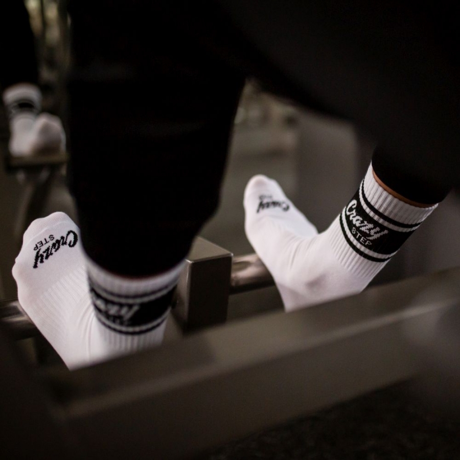Vysoké športové ponožky biele 
